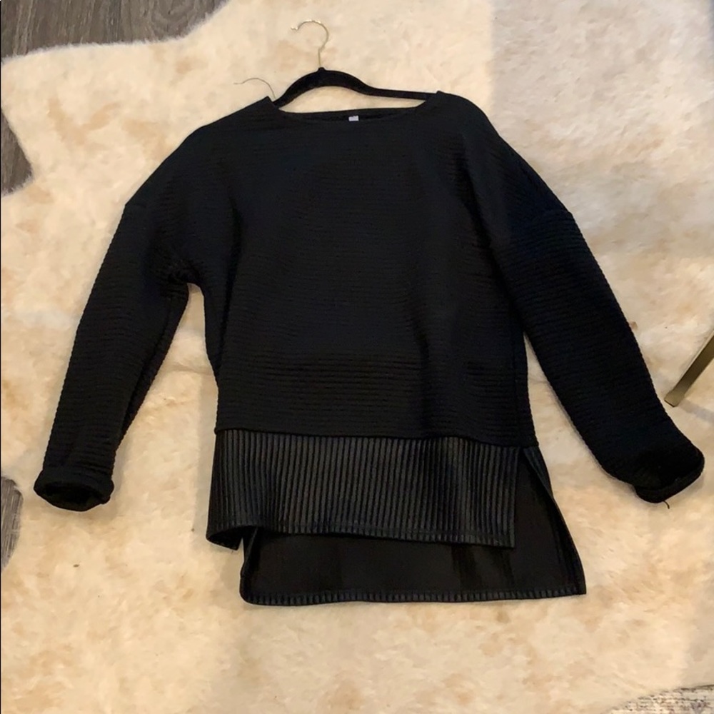 Black Fabletics workout top